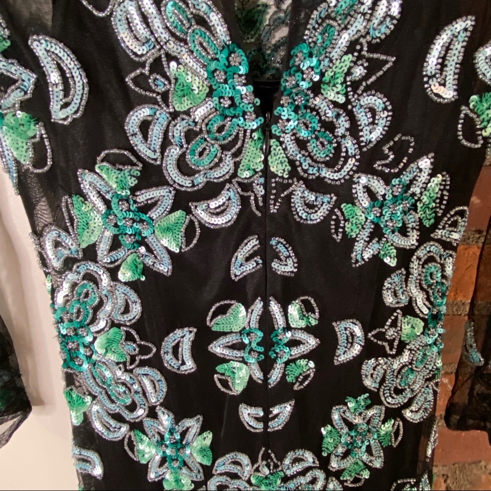 Aidan Mattox Vintage Beaded Sequin Mesh Long Sleeve Mini Cocktail Dress Size 2 - Picture 3 of 11